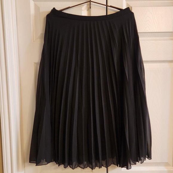 NWT ASOS DESIGN Pleated Midi Skirt Size 10 - Picture 2 of 4